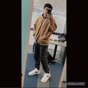 Meet your Posher, Javier